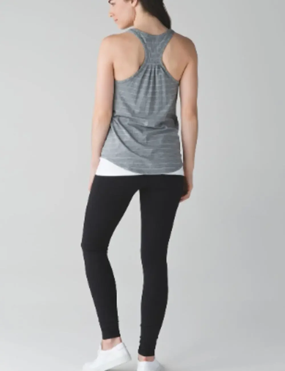 Lululemon Yogi Everyday Tank Top Women's Sz 4 Soft Serve Striped Gray Racerback
